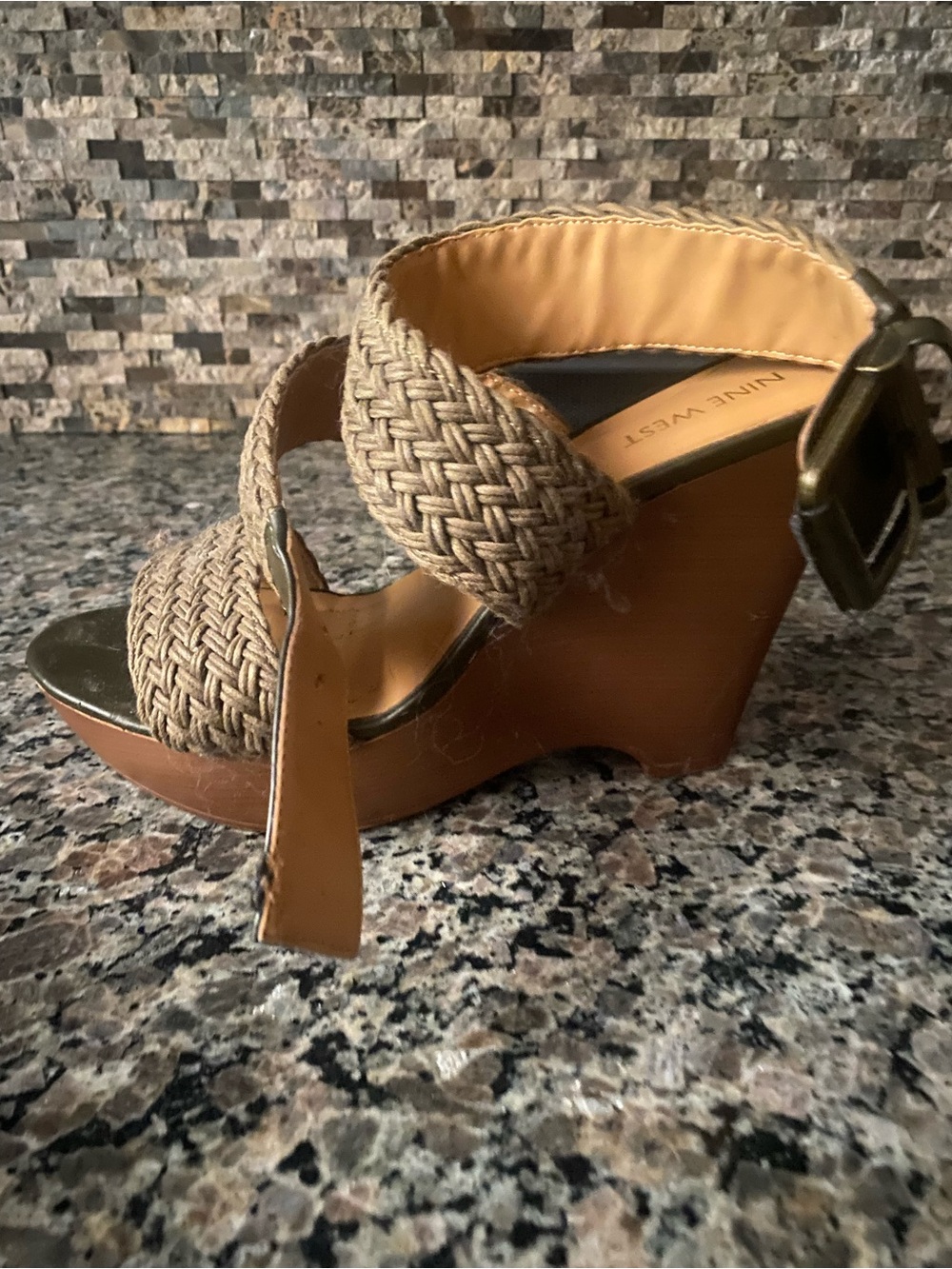 NINE WEST OLIVE GREEN